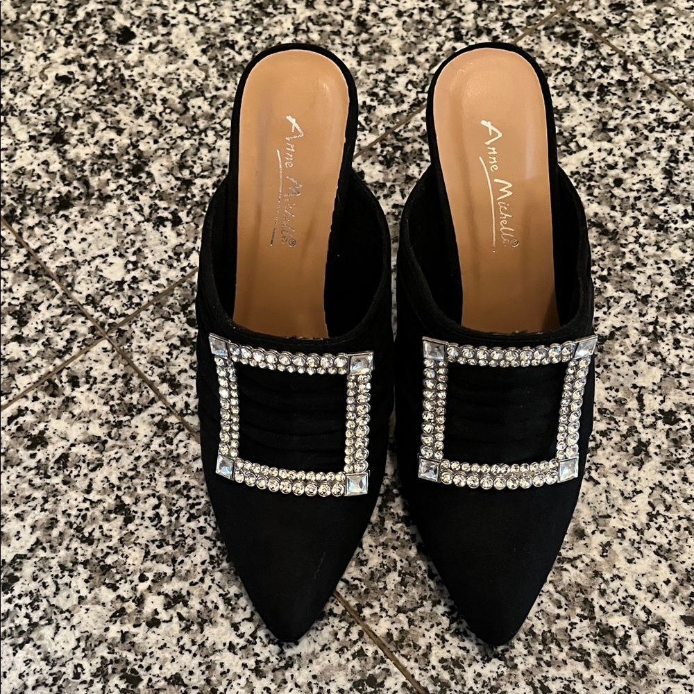 NWOT Anne Michelle Black Heels with Rhinestone Detail